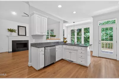 103 Highlands Lake Drive, Cary, NC 27518 - Photo 11
