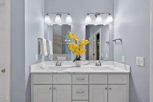 103 Highlands Lake Dr, Cary, NC 27518 - Photo 27