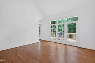 103 Highlands Lake Dr, Cary, NC 27518 - Photo 9