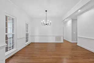 103 Highlands Lake Dr, Cary, NC 27518 - Photo 5