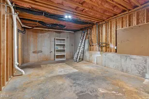 103 Highlands Lake Dr, Cary, NC 27518 - Photo 53