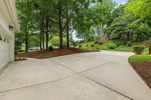 103 Highlands Lake Dr, Cary, NC 27518 - Photo 3