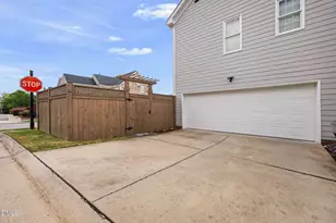 1220 Chalk Maple Dr, Cary, NC 27519 - Photo 11
