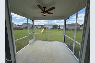 404 Planters Ridge Drive, Pikeville, NC 27863 - Photo 3