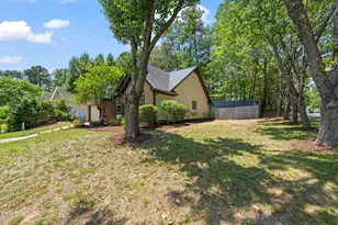 111 Carriage Cir, Chapel Hill, NC 27514 - Photo 25