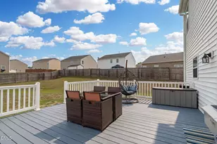 1017 Milkweed Ct, Zebulon, NC 27597 - Photo 29