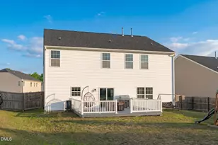1017 Milkweed Ct, Zebulon, NC 27597 - Photo 31