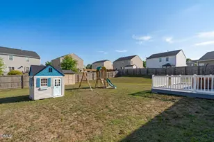 1017 Milkweed Ct, Zebulon, NC 27597 - Photo 33