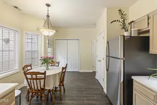 215 Pointe Crest Ct, Cary, NC 27513 - Photo 11