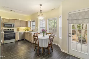 215 Pointe Crest Ct, Cary, NC 27513 - Photo 7