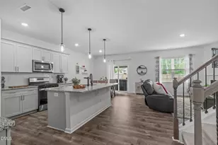 2121 Fletchers Rdg Dr, Durham, NC 27703 - Photo 11