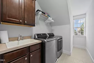 109 Mearleaf Pl, Holly Springs, NC 27540 - Photo 25