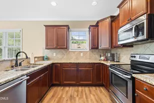 534 Wood Valley Dr, Four Oaks, NC 27524 - Photo 13