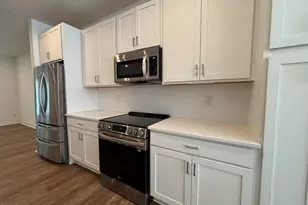 5710 Parker Pnes Ct, Raleigh, NC 27609 - Photo 17