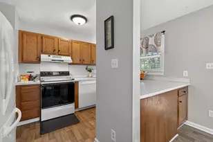 5313 Thistlebrook Ct, Raleigh, NC 27610 - Photo 13