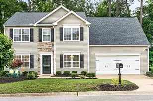 550 Birchtree Valley Ct, Fuquay Varina, NC 27526 - Photo 1