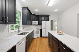 113 N Haven Dr, Chapel Hill, NC 27516 - Photo 17