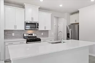 1504 Hatteras Rd, Durham, NC 27703 - Photo 9