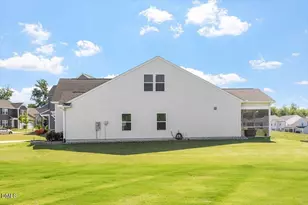 811 Bent Willow Dr, Clayton, NC 27527 - Photo 9