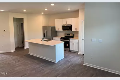 180 Starlight Street, Sanford, NC 27330 - Photo 5