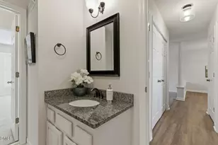 700 Bishops Park Dr, Raleigh, NC 27605 - Photo 11