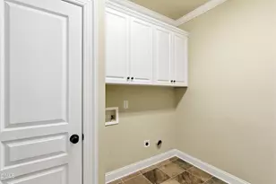402 Village Loop Dr, Apex, NC 27502 - Photo 13