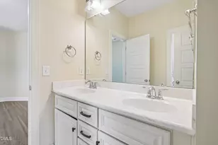 808 Laurel Garden Way, Cary, NC 27513 - Photo 29