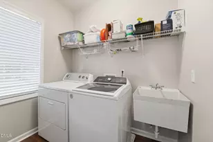 301 Park York Ln, Cary, NC 27519 - Photo 15