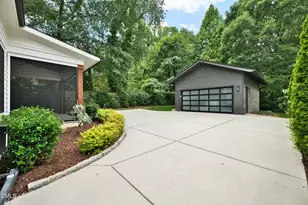 2721 St Marys St, Raleigh, NC 27609 - Photo 41