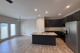 917 Hillman Ln, Mebane, NC 27302 - Photo 3