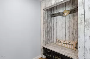 224 Rosehaven Dr, Raleigh, NC 27609 - Photo 25