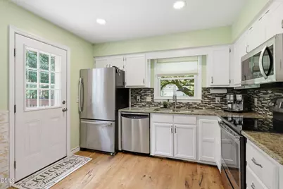 224 Rosehaven Drive, Raleigh, NC 27609 - Photo 9