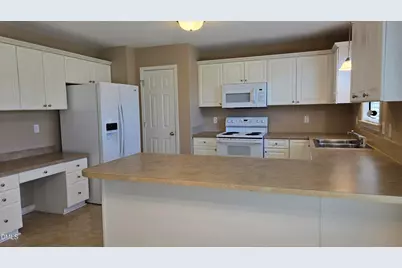 100 Jesse Drive, Smithfield, NC 27577 - Photo 9