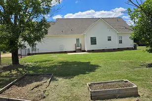 100 Jesse Dr, Smithfield, NC 27577 - Photo 11