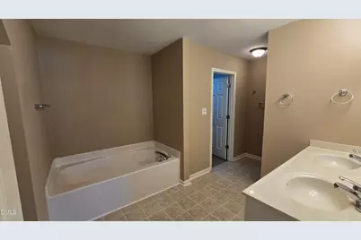 100 Jesse Drive, Smithfield, NC 27577 - Photo 15