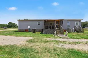 11695 Nc Hwy 39, Zebulon, NC 27597 - Photo 21