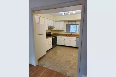 6416 Meadow View Drive, Raleigh, NC 27609 - Photo 27