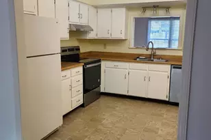 6416 Meadow View Dr, Raleigh, NC 27609 - Photo 27