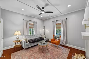 108 S Occoneechee St, Hillsborough, NC 27278 - Photo 7