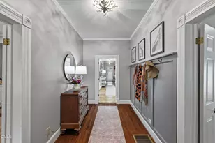 108 S Occoneechee St, Hillsborough, NC 27278 - Photo 3
