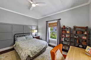 108 S Occoneechee St, Hillsborough, NC 27278 - Photo 21