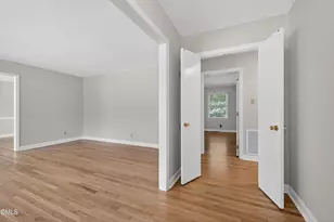 18 Dubarry Ct, Durham, NC 27705 - Photo 9