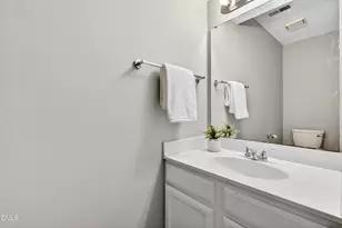 100 Whetstone Ct, Durham, NC 27703 - Photo 9