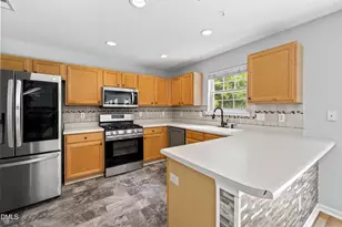 105 Chilmark Ridge Dr, Holly Springs, NC 27540 - Photo 23