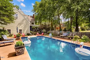 107 Meadowglades Ln, Cary, NC 27518 - Photo 15