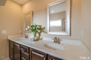 1114 Oatney Ridge Ln, Morrisville, NC 27560 - Photo 9
