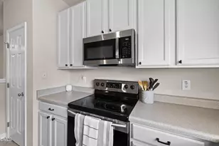2728 Wyntercrest Ln, Durham, NC 27713 - Photo 11