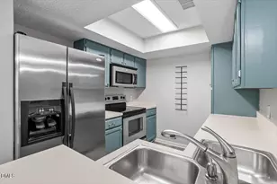 105 Marbury Ct, Cary, NC 27513 - Photo 11