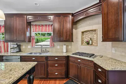 504 Kingswood Drive, Cary, NC 27513 - Photo 19