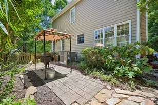 504 Kingswood Dr, Cary, NC 27513 - Photo 41